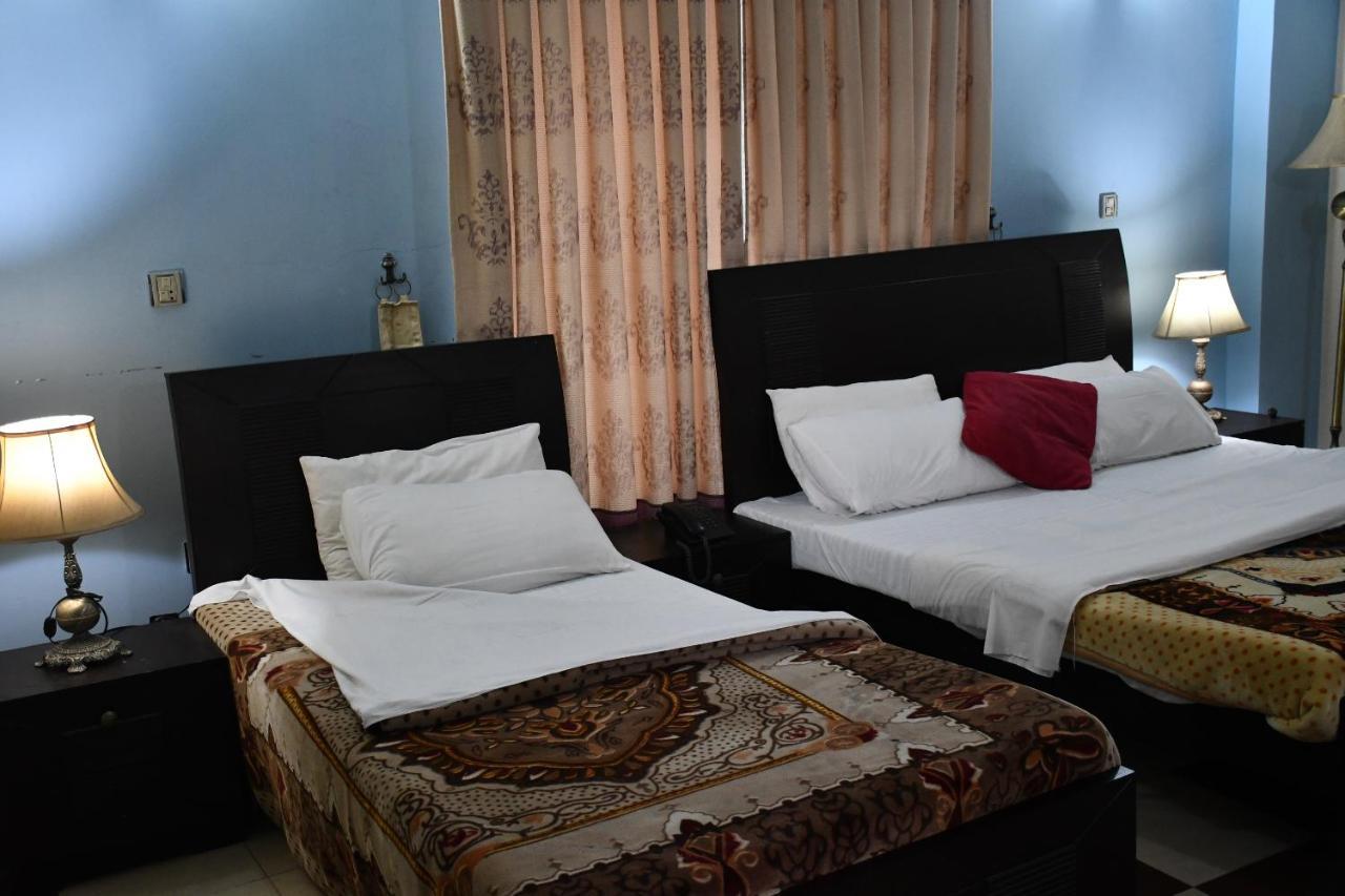 Mir Continental Hotel Muzaffarabad Exterior foto